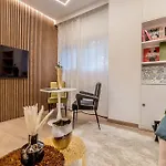 Villa Borghese - Futuristic Suite